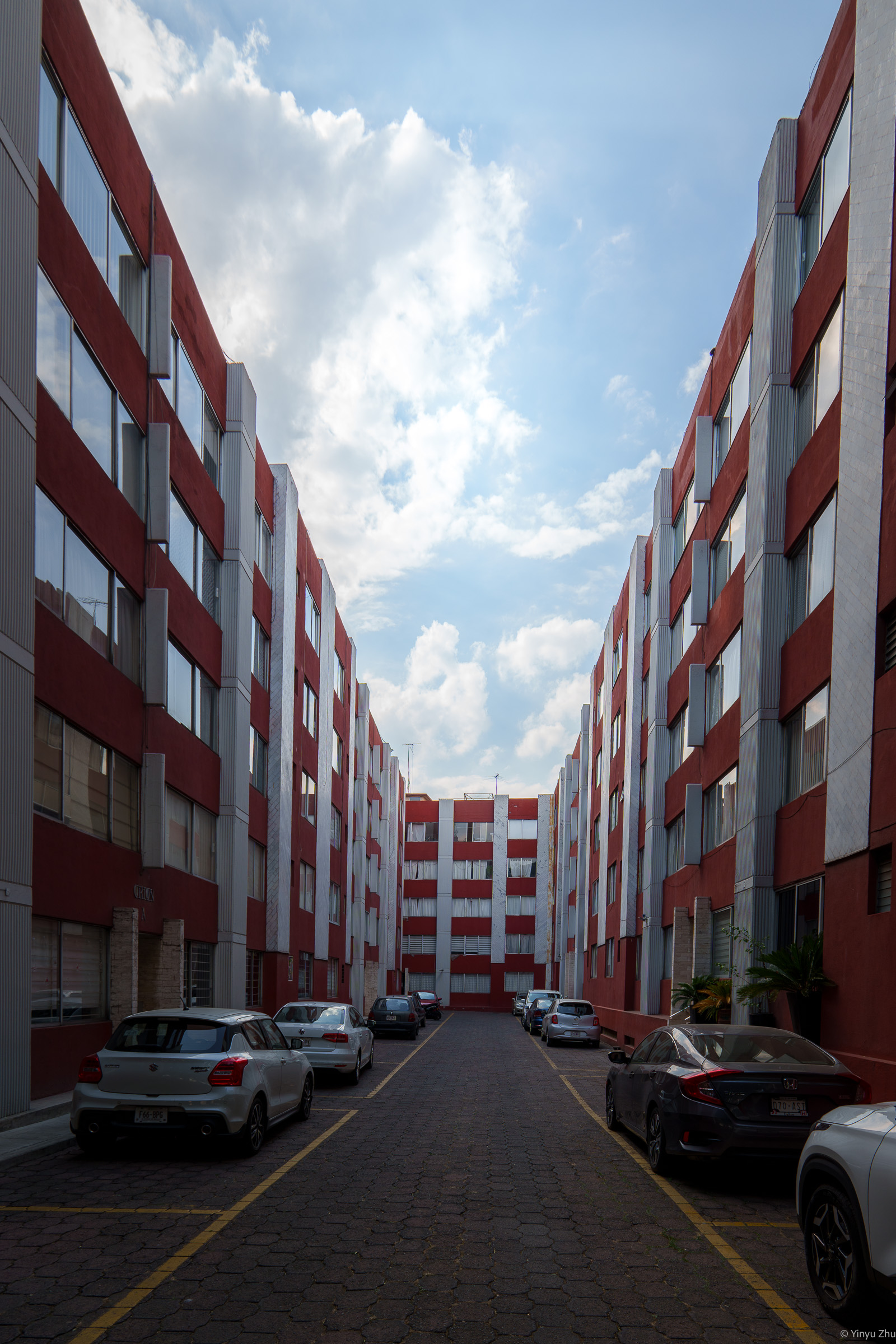 STREETS 23
